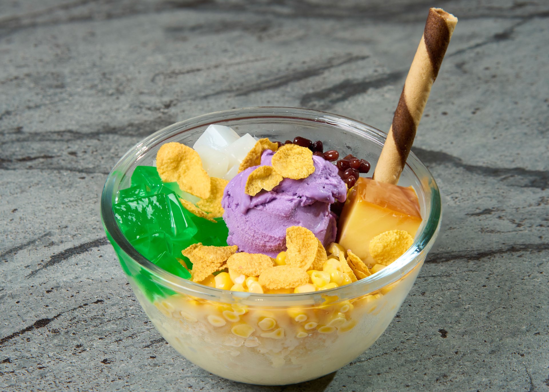 Halo-halo