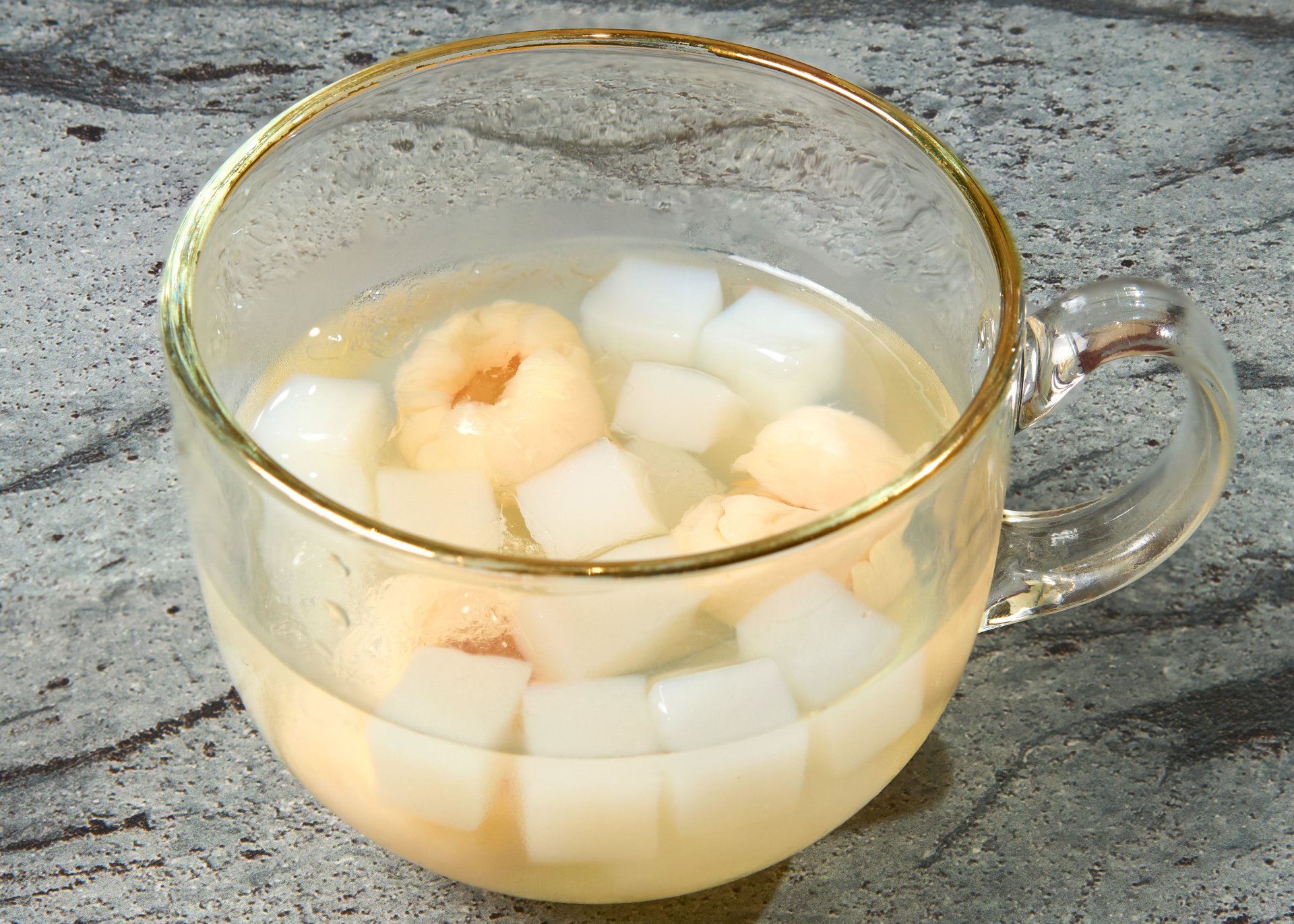 Almond Lychee